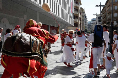 Salida de los gigantes y cabezudos de Pamplona, 9 de julio de San Fermín 2018