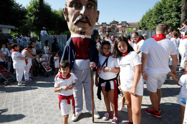 Salida de los gigantes y cabezudos de Pamplona, 9 de julio de San Fermín 2018