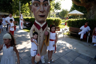 Salida de los gigantes y cabezudos de Pamplona, 9 de julio de San Fermín 2018