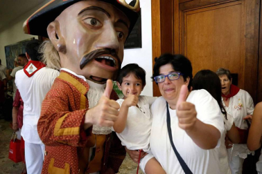 Salida de los gigantes y cabezudos de Pamplona, 9 de julio de San Fermín 2018