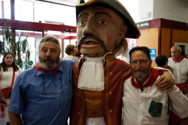 Salida de los gigantes y cabezudos de Pamplona, 9 de julio de San Fermín 2018