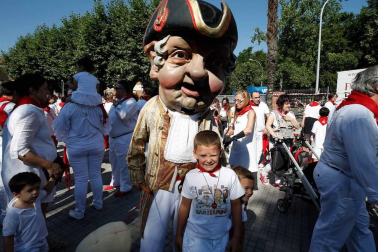 Salida de los gigantes y cabezudos de Pamplona, 9 de julio de San Fermín 2018