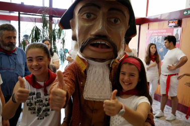 Salida de los gigantes y cabezudos de Pamplona, 9 de julio de San Fermín 2018