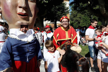 Salida de los gigantes y cabezudos de Pamplona, 9 de julio de San Fermín 2018
