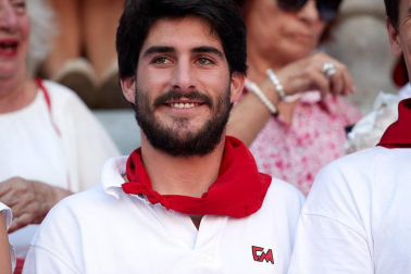 Público asistente a la Plaza de Toros de Pamplona durante la tercera corrida de la Feria del Toro 2018.