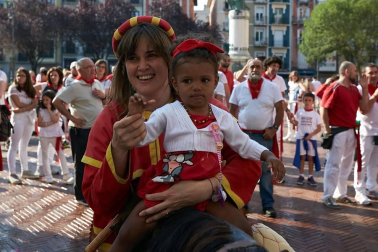 Salida de los gigantes y cabezudos de Pamplona, 10 de julio de San Fermín 2018