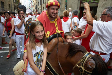 Salida de los gigantes y cabezudos de Pamplona, 10 de julio de San Fermín 2018