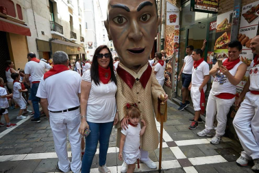 Salida de los gigantes y cabezudos de Pamplona, 10 de julio de San Fermín 2018