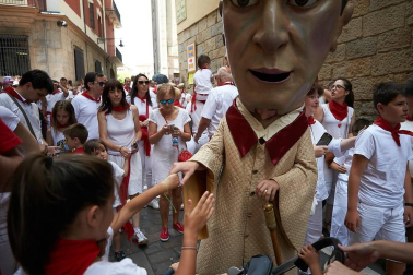 Salida de los gigantes y cabezudos de Pamplona, 10 de julio de San Fermín 2018