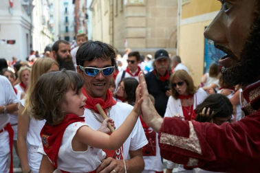 Salida de los gigantes y cabezudos de Pamplona, 10 de julio de San Fermín 2018