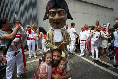 Salida de los gigantes y cabezudos de Pamplona, 10 de julio de San Fermín 2018