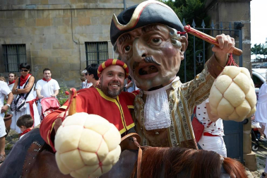 Salida de los gigantes y cabezudos de Pamplona, 10 de julio de San Fermín 2018