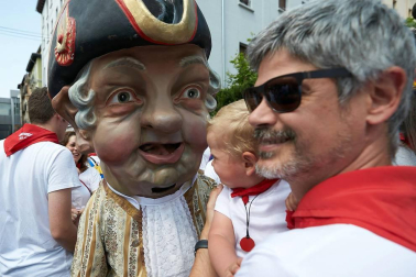 Salida de los gigantes y cabezudos de Pamplona, 10 de julio de San Fermín 2018