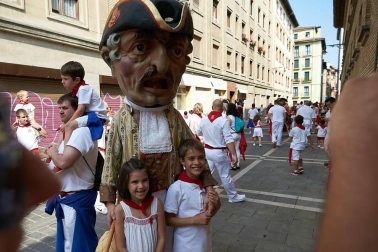 Salida de los gigantes y cabezudos de Pamplona, 10 de julio de San Fermín 2018