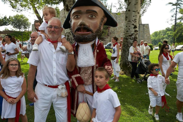 Salida de los gigantes y cabezudos de Pamplona, 10 de julio de San Fermín 2018