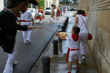 Salida de los gigantes y cabezudos de Pamplona, 10 de julio de San Fermín 2018