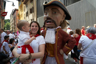 Salida de los gigantes y cabezudos de Pamplona, 10 de julio de San Fermín 2018