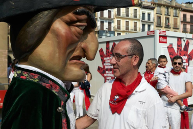 Salida de los gigantes y cabezudos de Pamplona, 10 de julio de San Fermín 2018