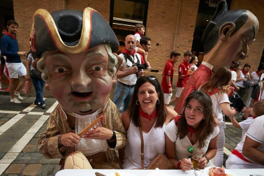 Salida de los gigantes y cabezudos de Pamplona, 10 de julio de San Fermín 2018