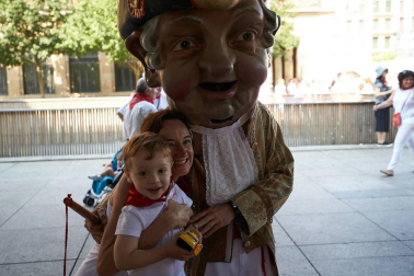 Salida de los gigantes y cabezudos de Pamplona, 10 de julio de San Fermín 2018
