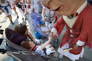 Salida de los gigantes y cabezudos de Pamplona, 10 de julio de San Fermín 2018