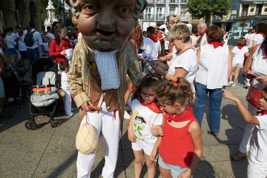 Salida de los gigantes y cabezudos de Pamplona, 10 de julio de San Fermín 2018
