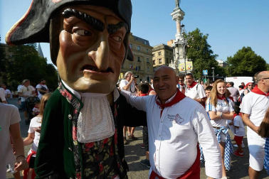 Salida de los gigantes y cabezudos de Pamplona, 10 de julio de San Fermín 2018