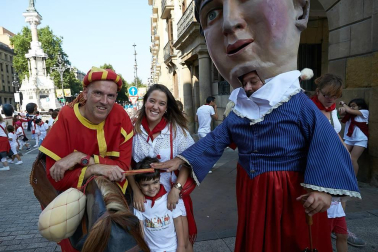 Salida de los gigantes y cabezudos de Pamplona, 10 de julio de San Fermín 2018