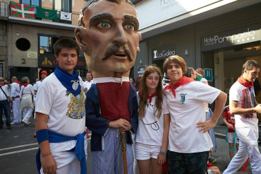 Salida de los gigantes y cabezudos de Pamplona, 10 de julio de San Fermín 2018