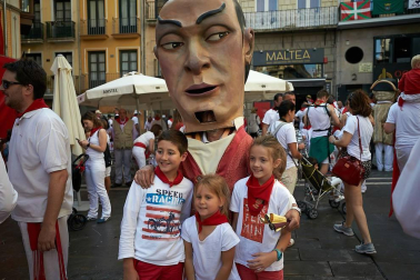 Salida de los gigantes y cabezudos de Pamplona, 10 de julio de San Fermín 2018