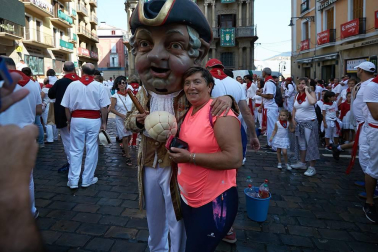 Salida de los gigantes y cabezudos de Pamplona, 10 de julio de San Fermín 2018