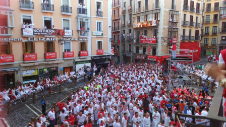 Imágenes del cuarto encierro de los Sanfermines 2018, con toros de la ganadería Fuente Ymbro.
