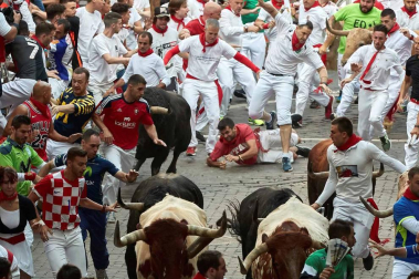Imágenes del cuarto encierro de los Sanfermines 2018, con toros de la ganadería Fuente Ymbro.