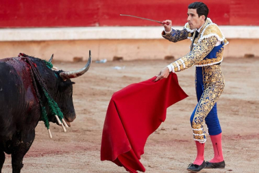 Faena de los toros de la ganadería Fuente Ymbro para los diestros Sebastián Castella, Miguel Ángel Perera y López Simón