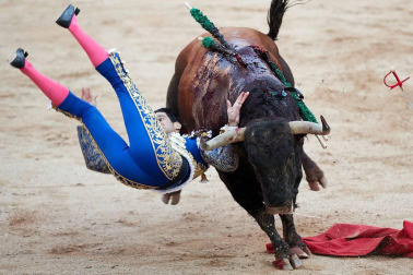Faena de los toros de la ganadería Fuente Ymbro para los diestros Sebastián Castella, Miguel Ángel Perera y López Simón