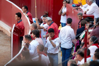Público asistente a la Plaza de Toros de Pamplona durante la cuarta corrida de la Feria del Toro 2018.
