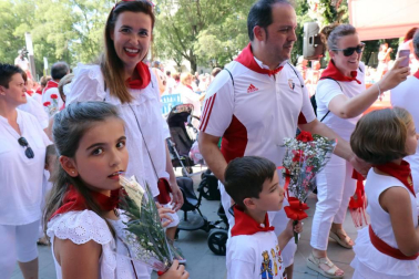 Imágenes de la ofrenda floral a San Fermín en San Lorenzo durante los Sanfermines 2018.