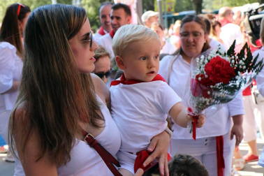 Imágenes de la ofrenda floral a San Fermín en San Lorenzo durante los Sanfermines 2018.