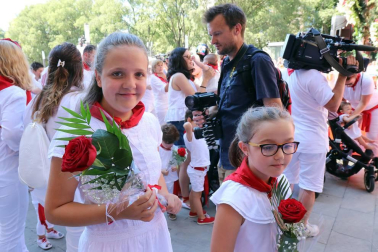 Imágenes de la ofrenda floral a San Fermín en San Lorenzo durante los Sanfermines 2018.