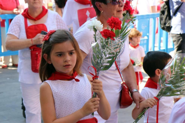 Imágenes de la ofrenda floral a San Fermín en San Lorenzo durante los Sanfermines 2018.