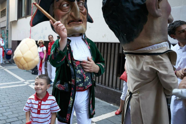 Salida de los gigantes y cabezudos de Pamplona, 10 de julio de San Fermín 2018