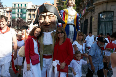 Salida de los gigantes y cabezudos de Pamplona, 10 de julio de San Fermín 2018
