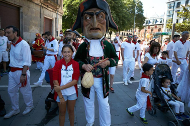 Salida de los gigantes y cabezudos de Pamplona, 10 de julio de San Fermín 2018