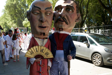 Salida de los gigantes y cabezudos de Pamplona, 10 de julio de San Fermín 2018
