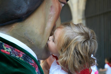 Salida de los gigantes y cabezudos de Pamplona, 10 de julio de San Fermín 2018