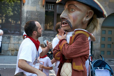 Salida de los gigantes y cabezudos de Pamplona, 10 de julio de San Fermín 2018