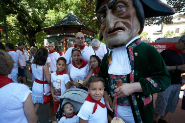 Salida de los gigantes y cabezudos de Pamplona, 10 de julio de San Fermín 2018