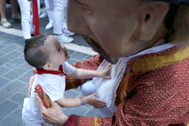 Salida de los gigantes y cabezudos de Pamplona, 10 de julio de San Fermín 2018