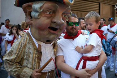 Salida de los gigantes y cabezudos de Pamplona, 10 de julio de San Fermín 2018