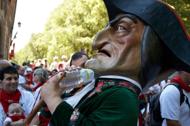 Salida de los gigantes y cabezudos de Pamplona, 10 de julio de San Fermín 2018